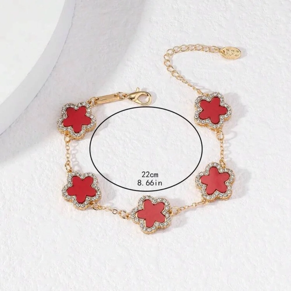 NWT Trends 5 Elegant Red Clover & cubic zirconia chain bracelet